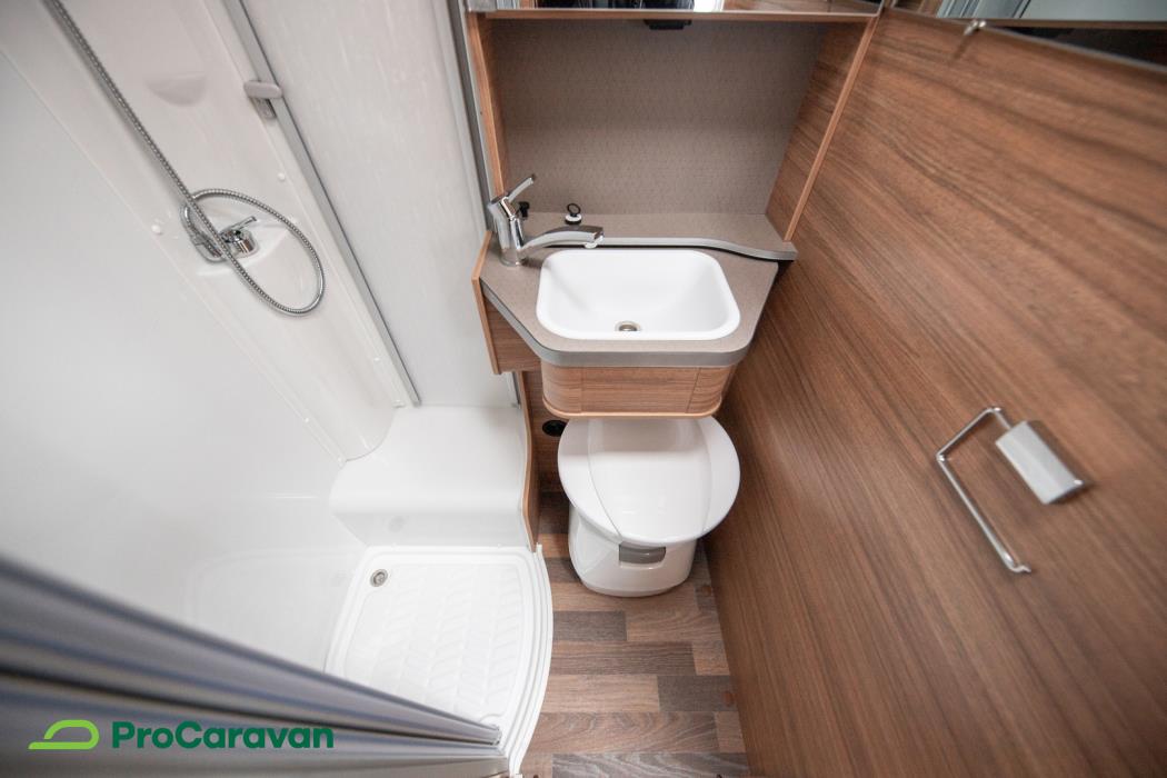 WEINSBERG CaraCompact 600 MEG Edition [PEPPER] TULOSSA 2026