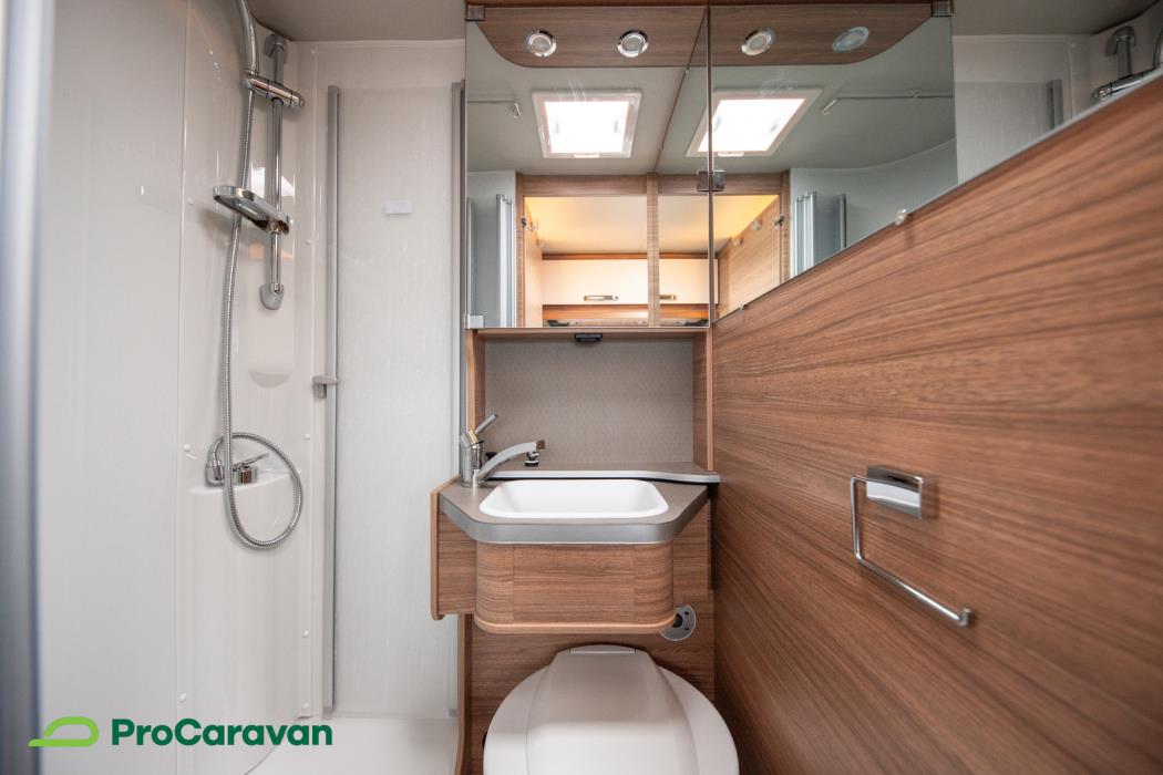 WEINSBERG CaraCompact 600 MEG Edition [PEPPER] TULOSSA 2026