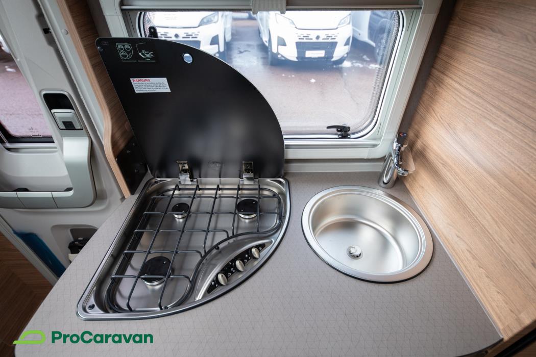 WEINSBERG CaraCompact 600 MF Edition [PEPPER] 2026