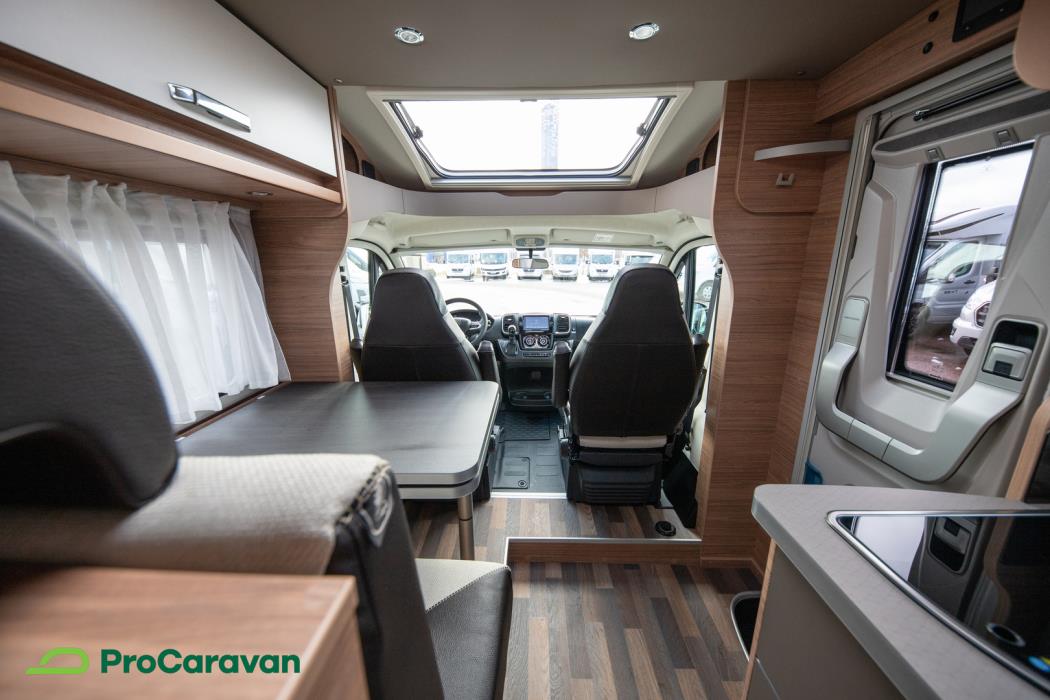 WEINSBERG CaraCompact 600 MF Edition [PEPPER] 2026