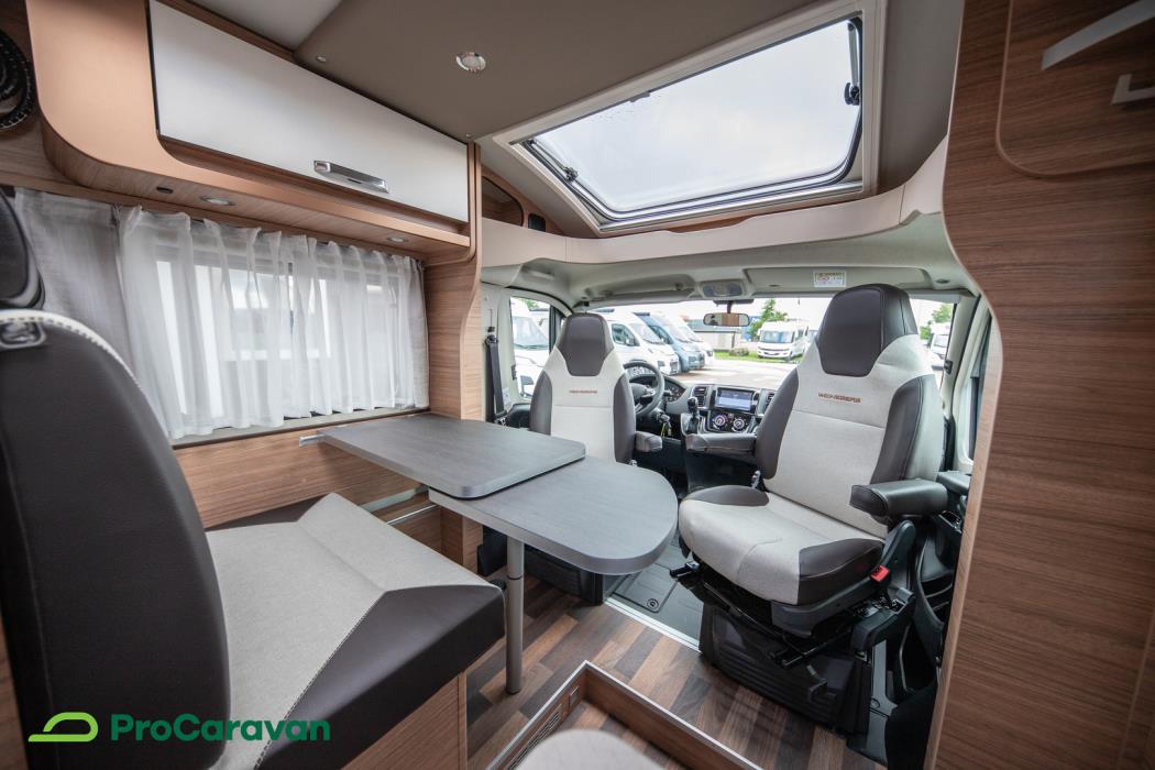 WEINSBERG CaraCompact 600 MEG EDITION [PEPPER] 2026