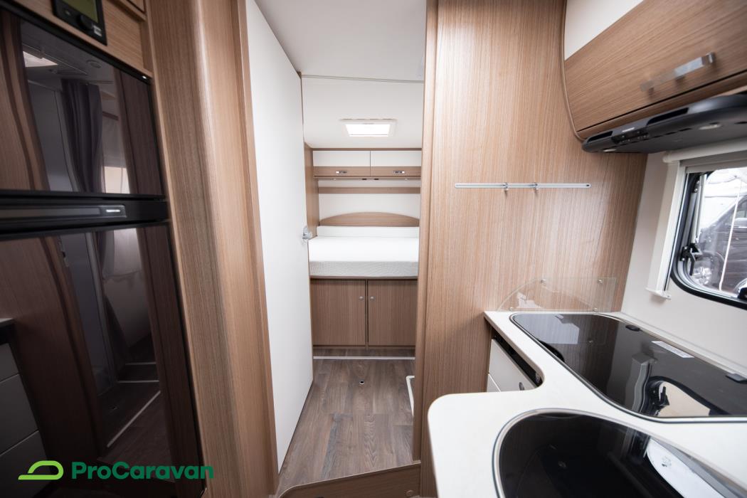 CARADO T 449 2019