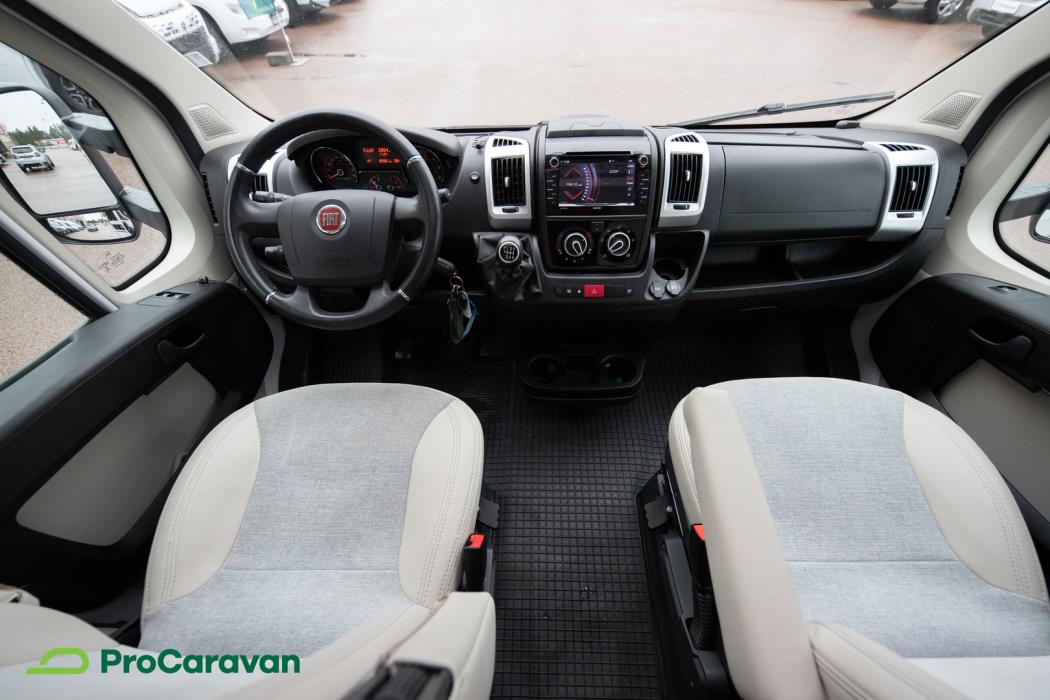 CARADO T 449 2019