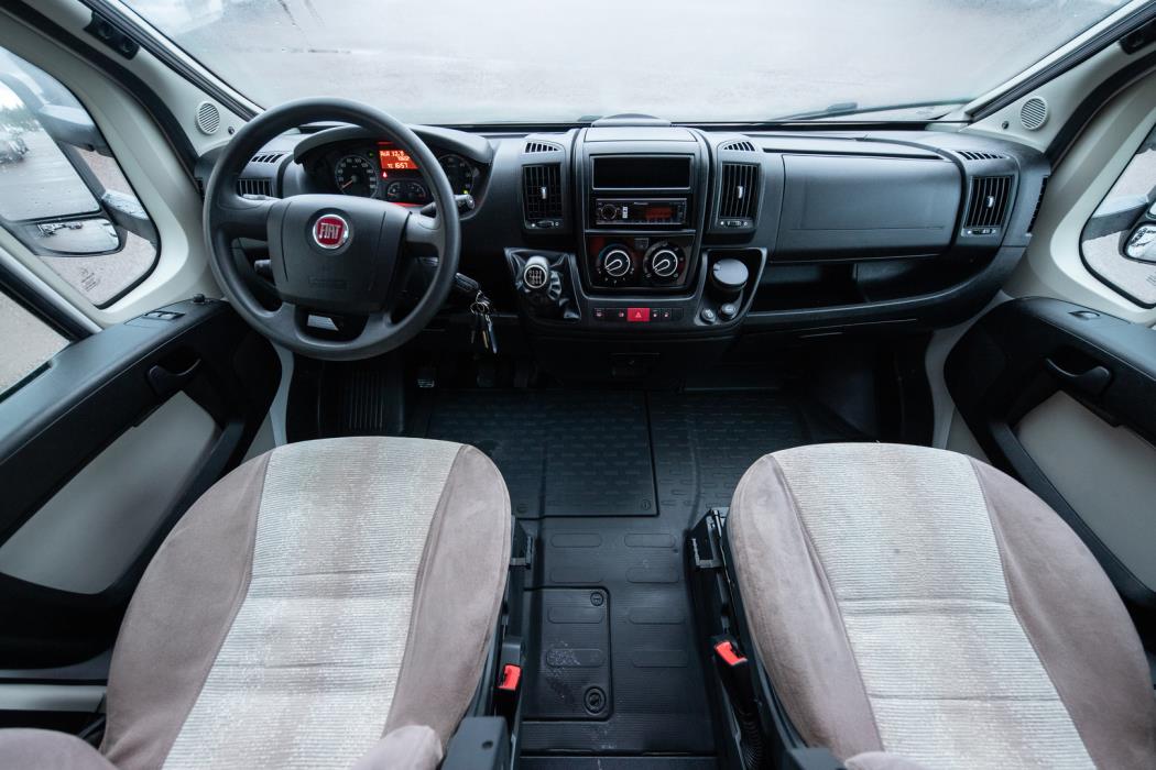 ADRIA Matrix Axess M 680 SP 2013