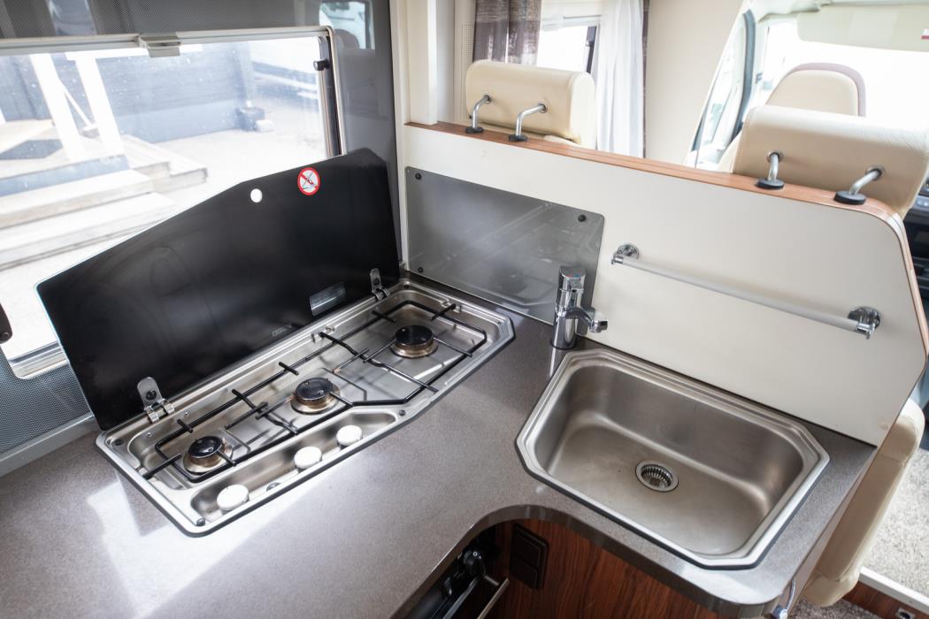 ADRIA Coral Supreme S 670 SLT 2015