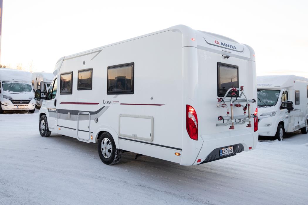 ADRIA Coral Supreme S 670 SLT 2015