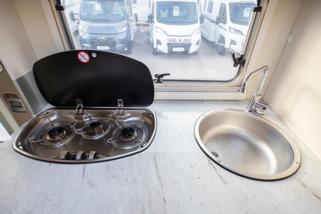 EURA MOBIL Active One 690 HB 2021