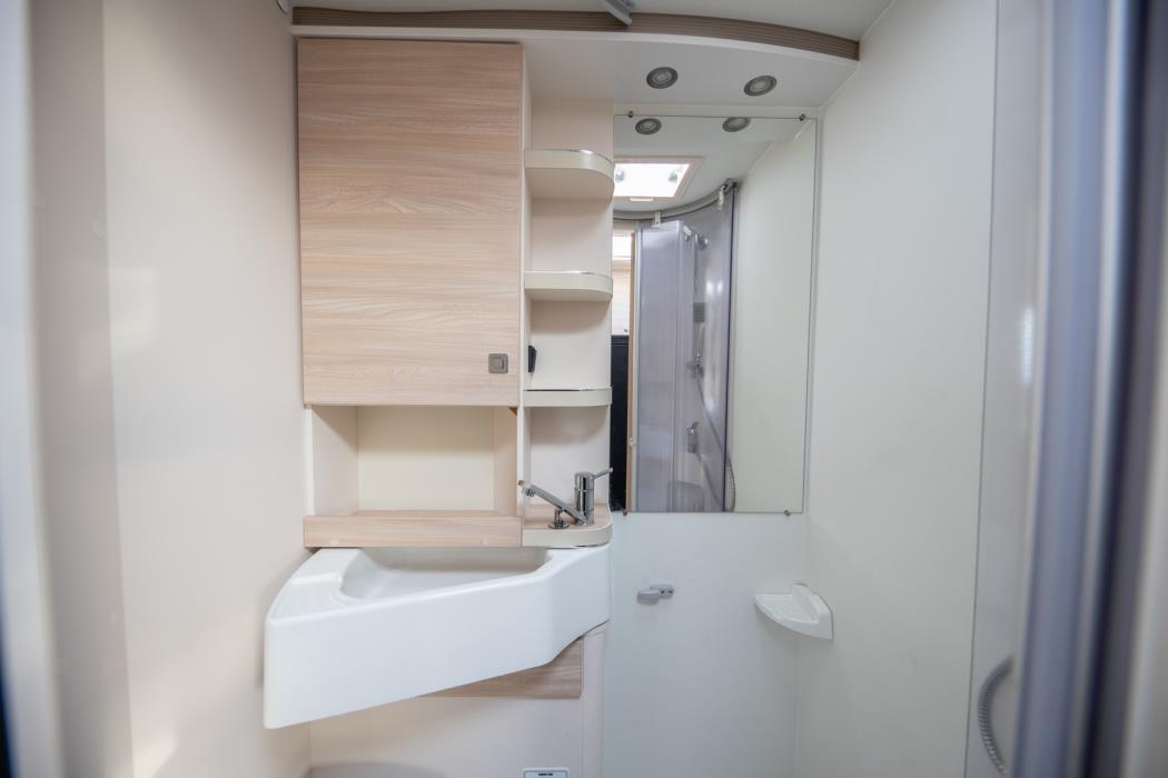 EURA MOBIL Active One 690 HB 2021