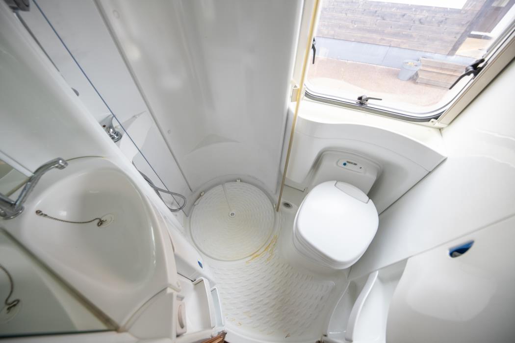 KNAUS Traveller 2000