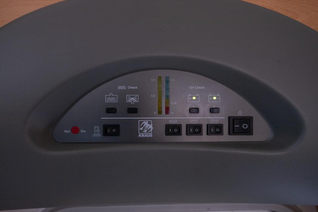 KNAUS Traveller 2000