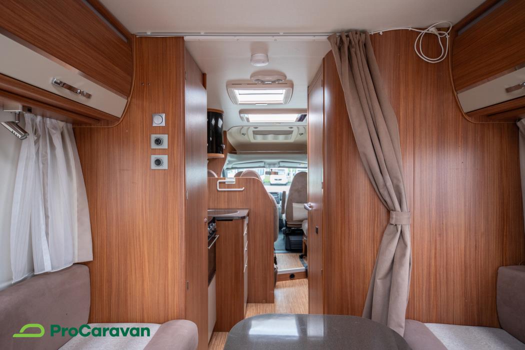 ADRIA Coral S 670 SLL 2013