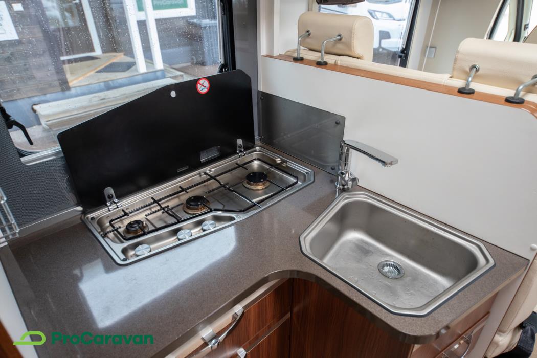 ADRIA Matrix M 650 SF 2015