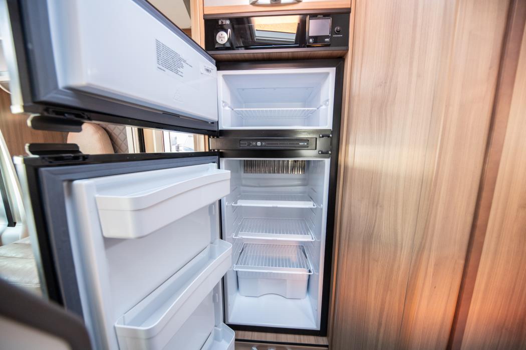 ADRIA Matrix M 670 SL 2018