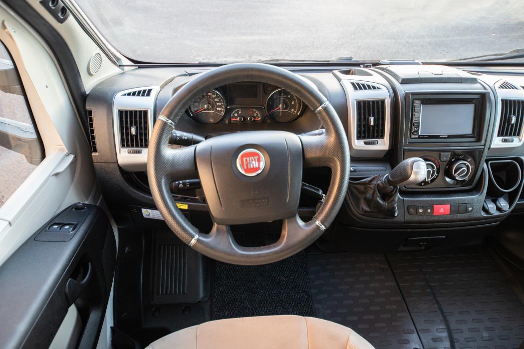 ADRIA Matrix M 670 SL 2018