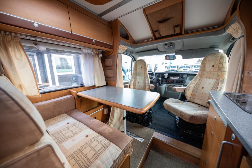 DETHLEFFS RT 6614 Esprit 2008