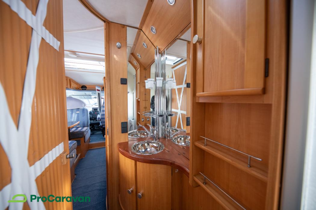 LMC Liberty 6000 TI 2003