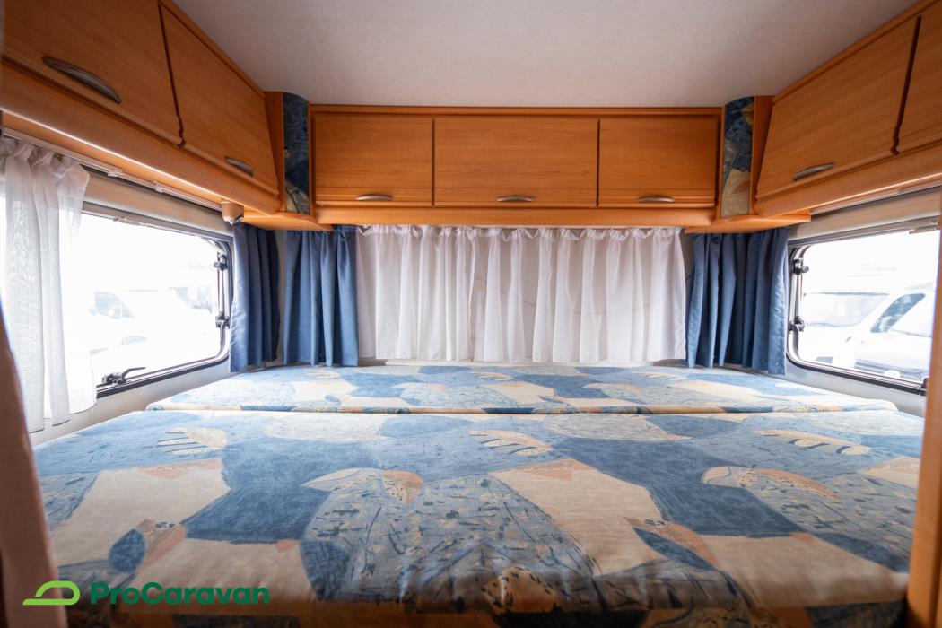 LMC Liberty 635 2000