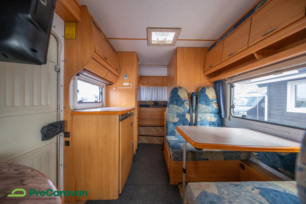 LMC Liberty 635 2000