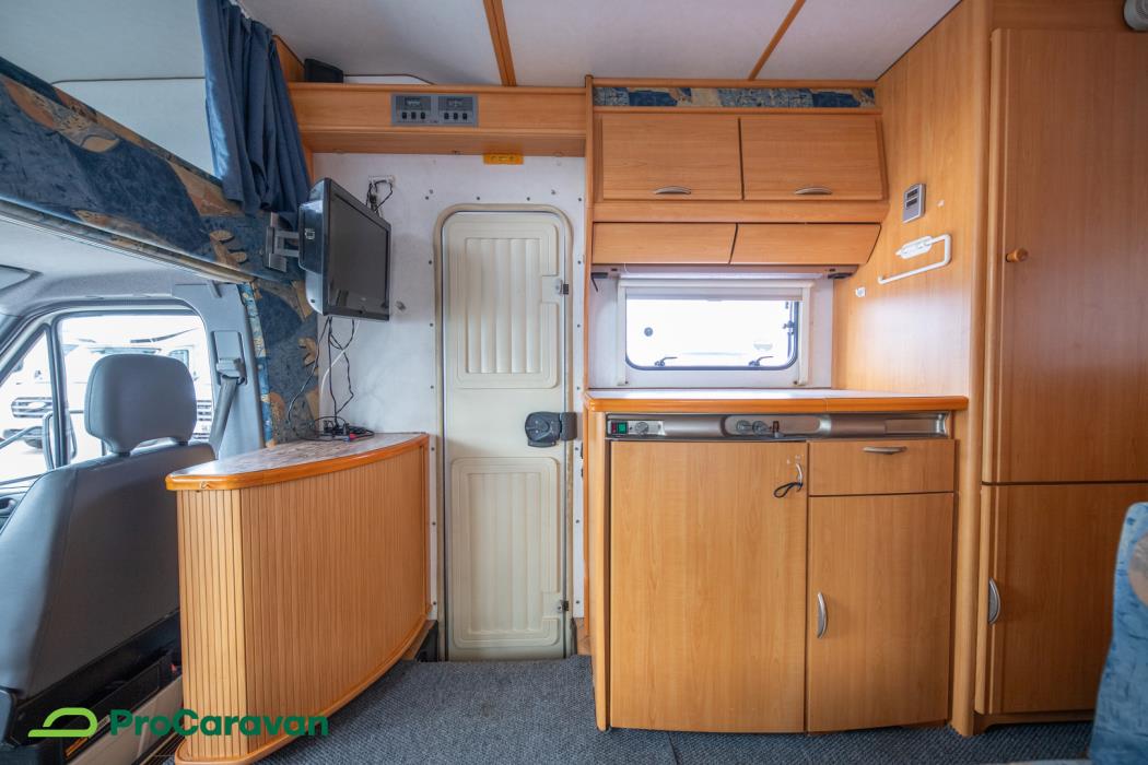 LMC Liberty 635 2000