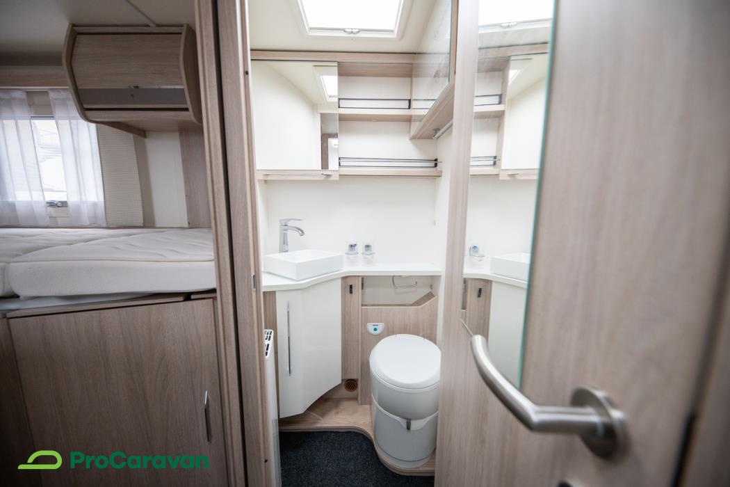 RAPIDO 8066DF Premium edition 2020