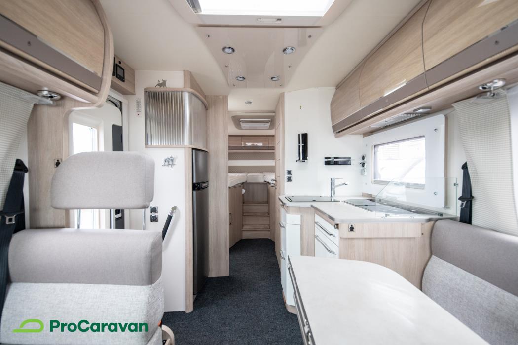 RAPIDO 8066DF Premium edition 2020
