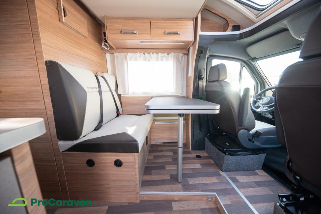 WEINSBERG CaraCompact Suite 640 MEG Edition [PEPPER] 2026