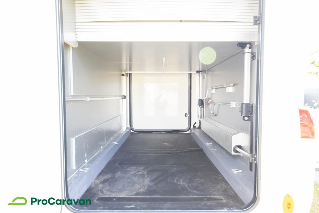 RAPIDO 8096 DF 2020