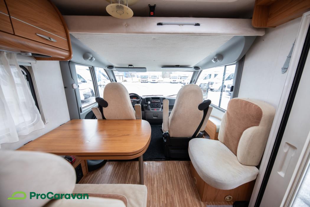 BÜRSTNER Aviano I640 2008