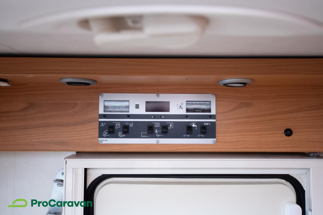 BÜRSTNER Aviano I640 2008