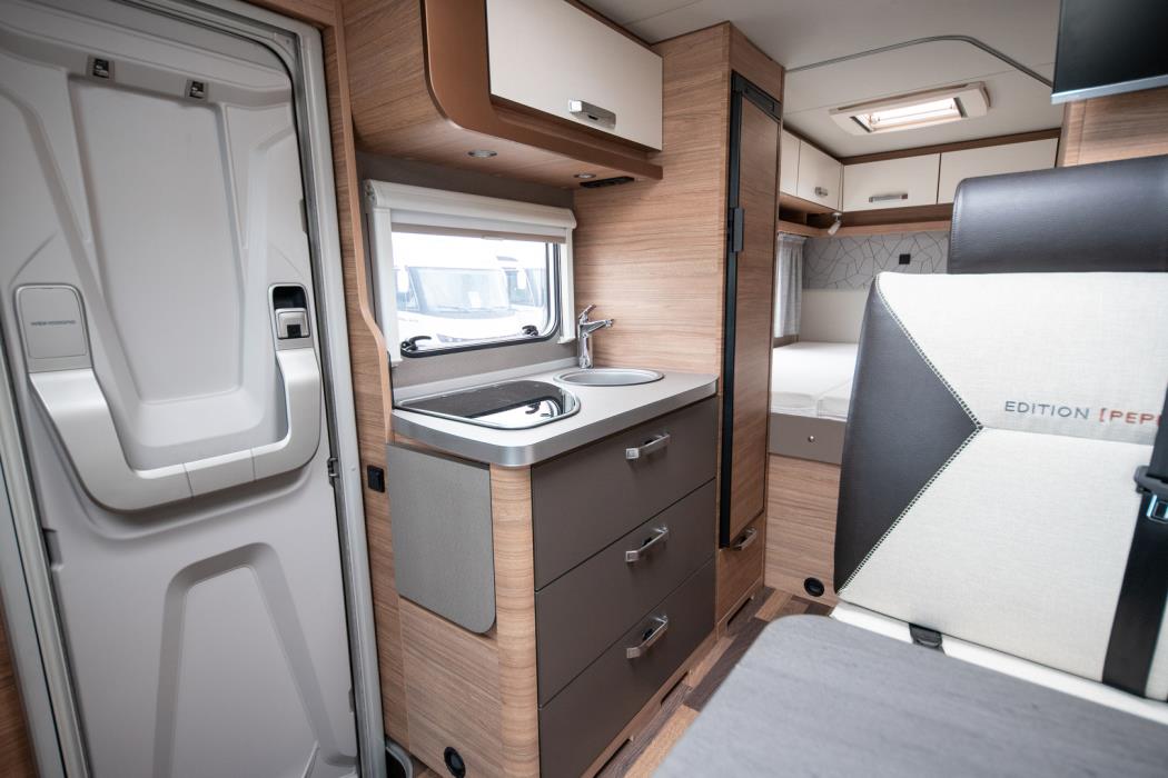 WEINSBERG CaraCompact 650 MF Edition PEPPER 2021