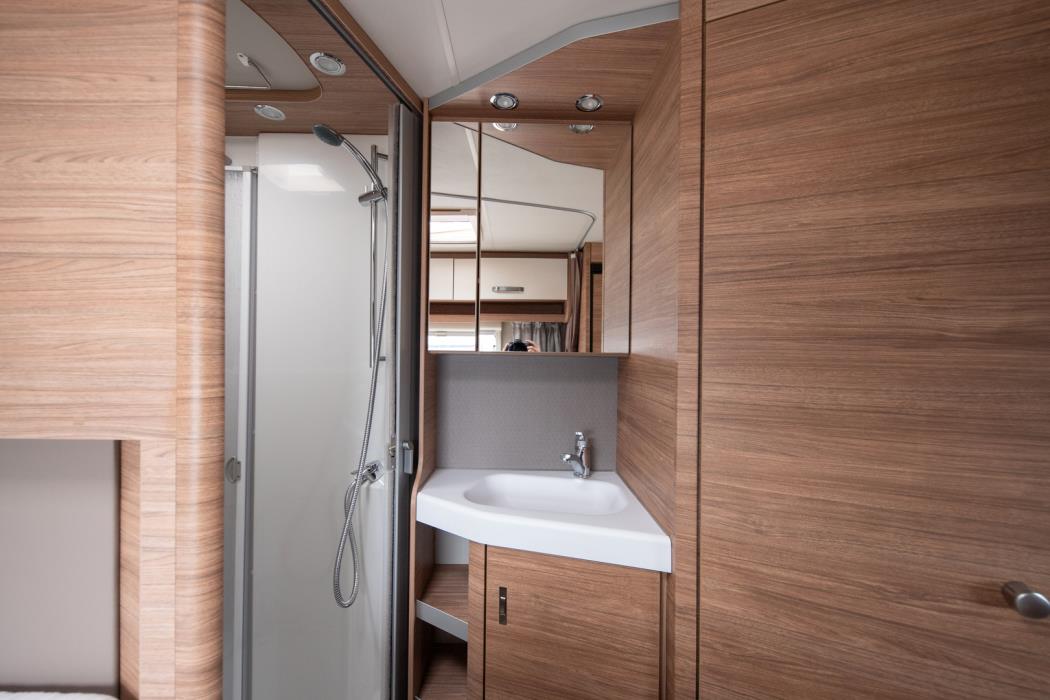 WEINSBERG CaraCompact 650 MF Edition PEPPER 2021