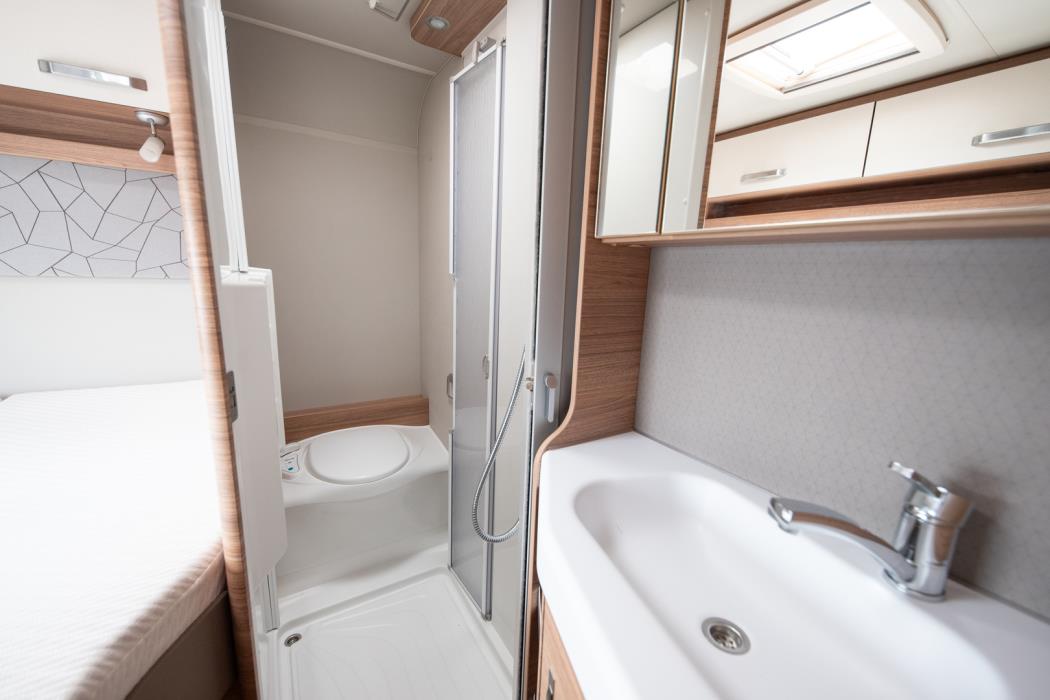 WEINSBERG CaraCompact 650 MF Edition PEPPER 2021