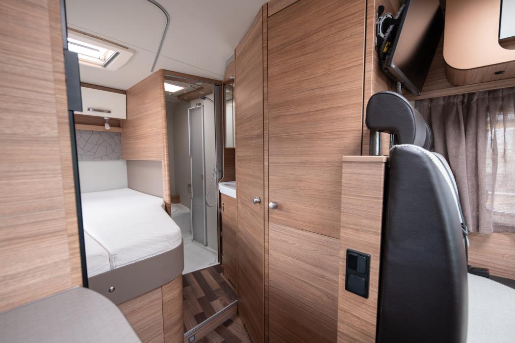 WEINSBERG CaraCompact 650 MF Edition PEPPER 2021