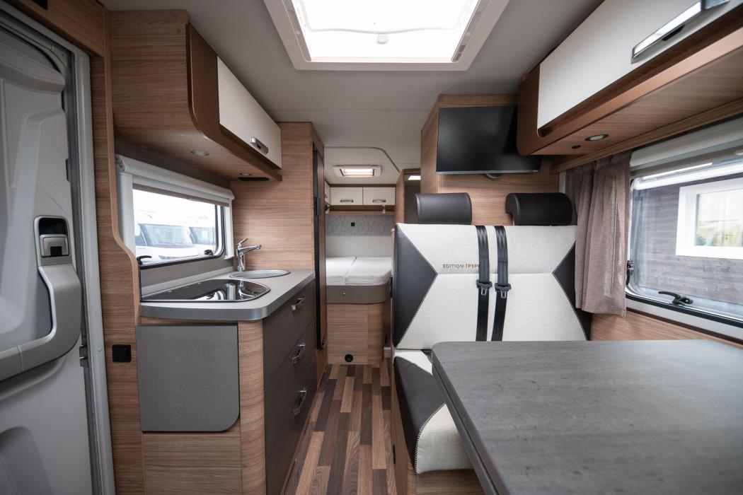 WEINSBERG CaraCompact 650 MF Edition PEPPER 2021