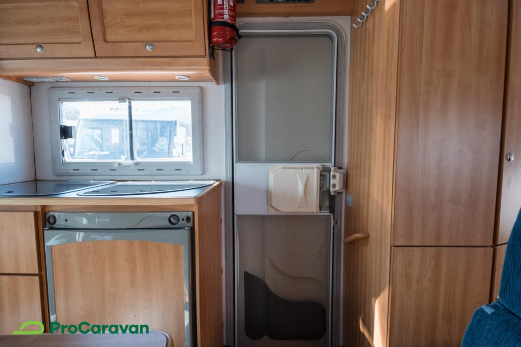 KNAUS Sun Traveller TI 605 L 2003