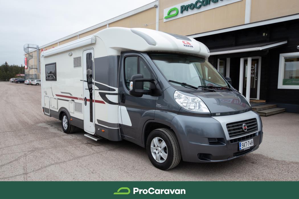 ADRIA Coral S 670 SLL 2012