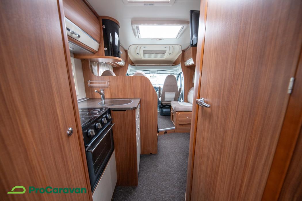 ADRIA Coral S 670 SLL 2012