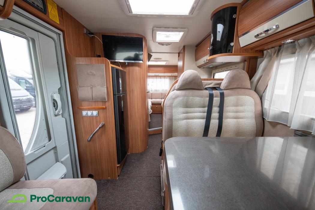 ADRIA Coral S 670 SLL 2012