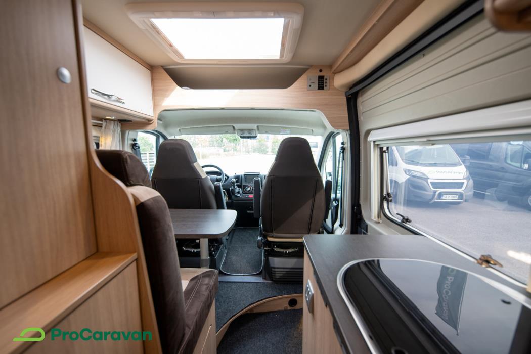 PÖSSL Roadcar 600L 2018