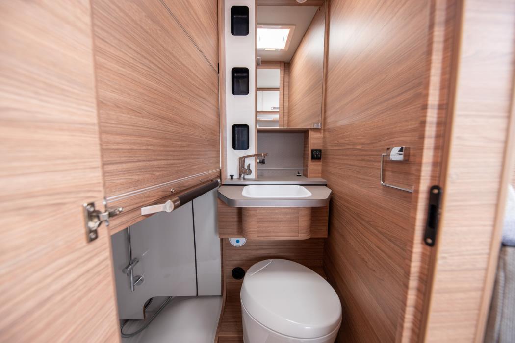 WEINSBERG X-Cursion Van 500 MQ Edition [PEPPER] 2023