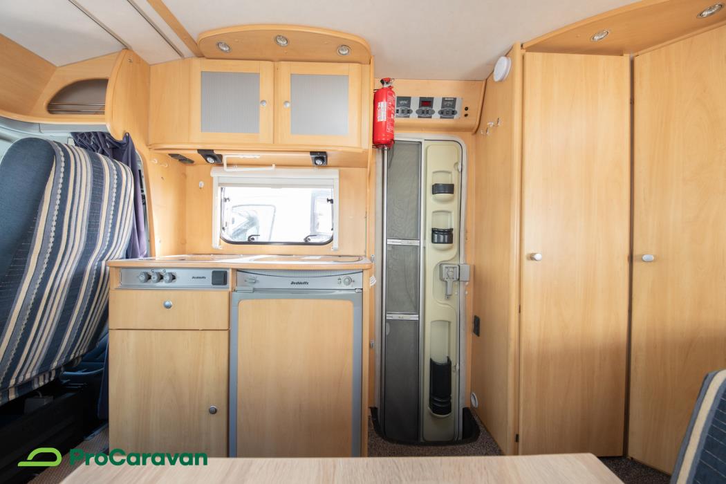 DETHLEFFS T 5841 Advantage 2006