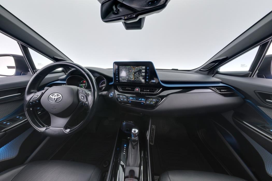 TOYOTA C-HR 2018