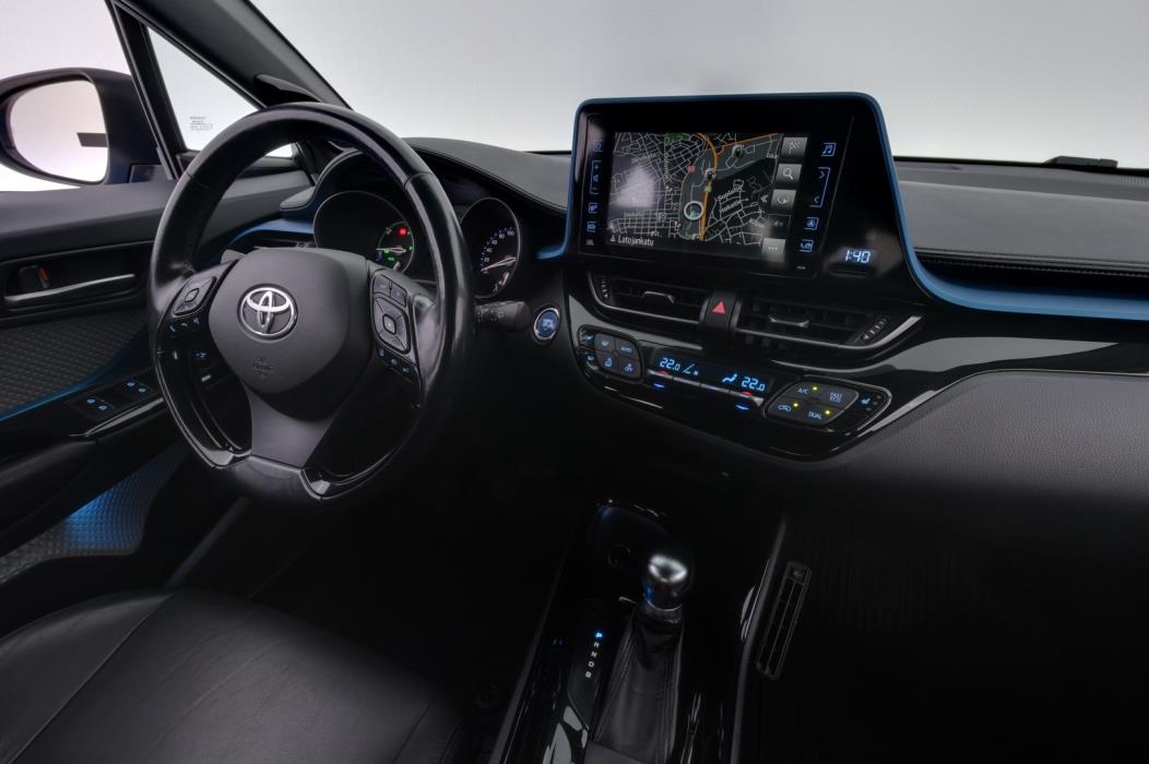 TOYOTA C-HR 2018