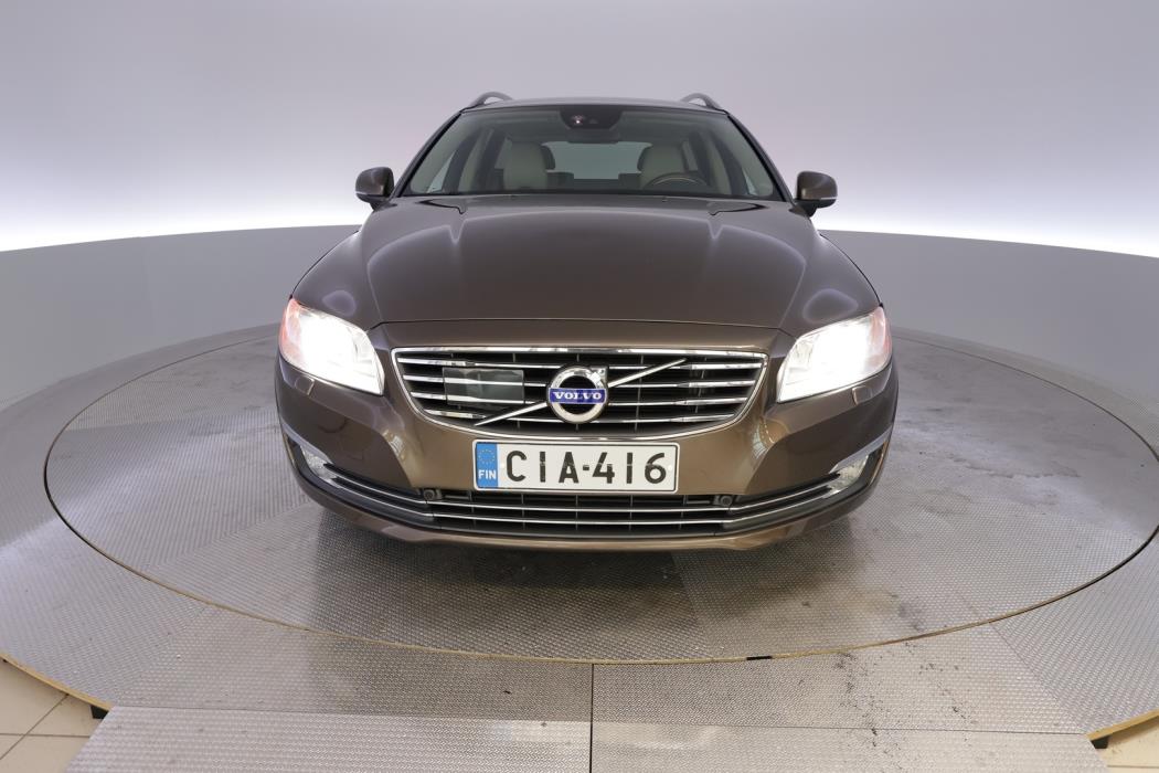 VOLVO V70 2014