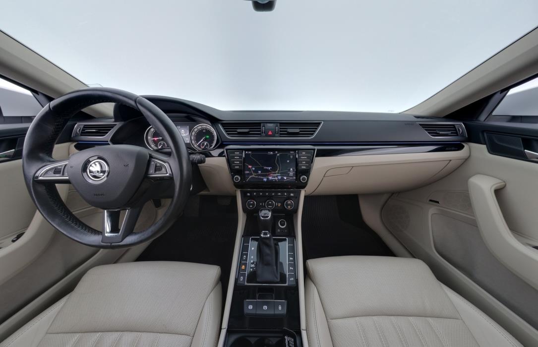 SKODA Superb 2015