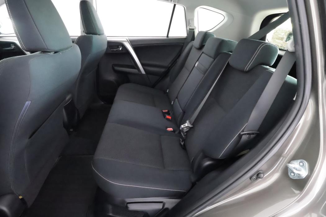 TOYOTA RAV4 2016