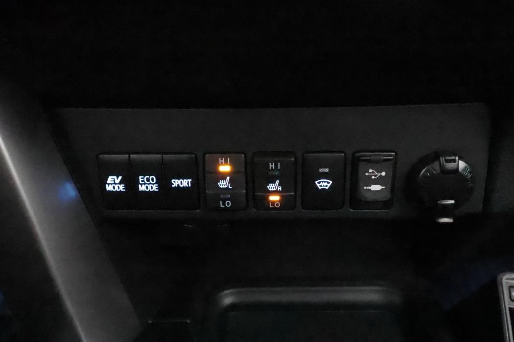 TOYOTA RAV4 2016