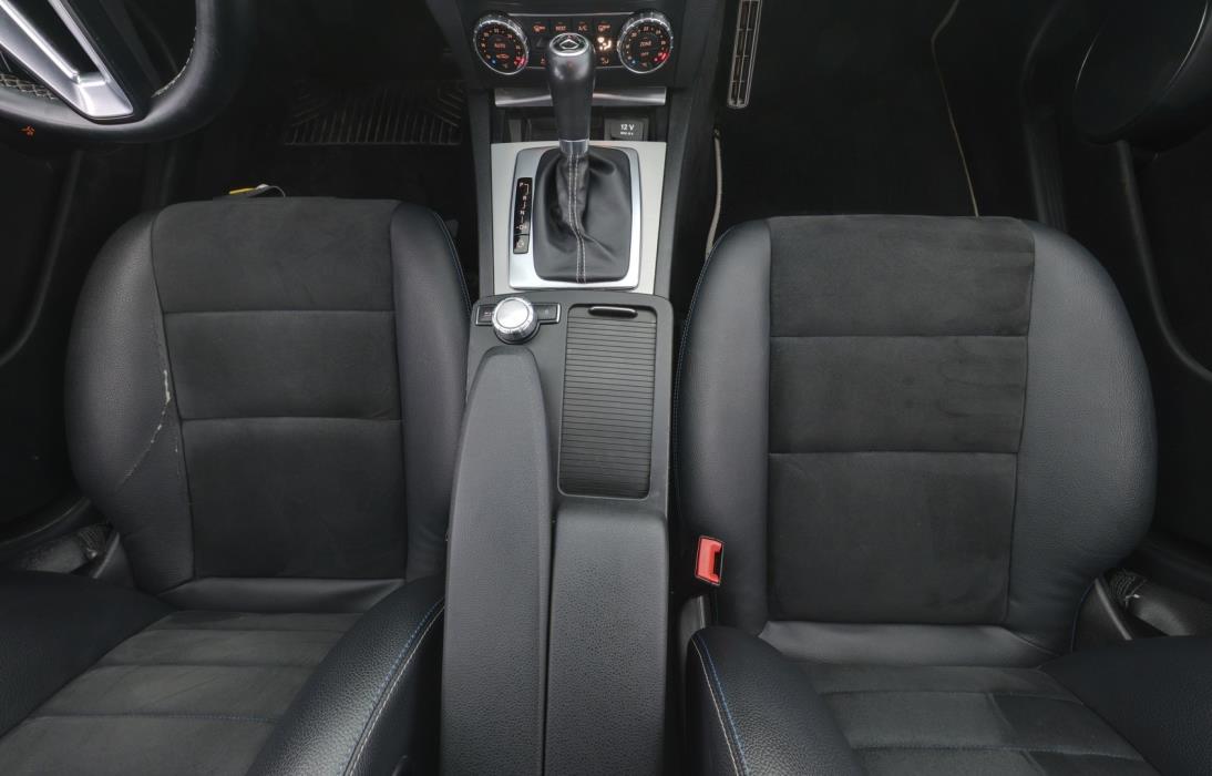 MERCEDES-BENZ C 2013