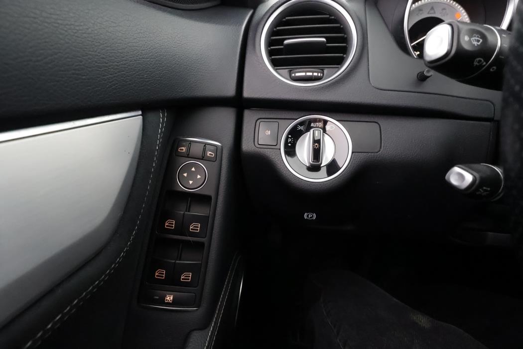MERCEDES-BENZ C 2013