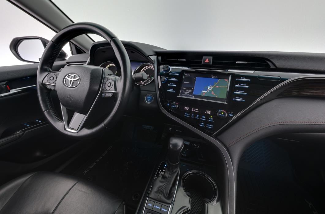 TOYOTA Camry 2019